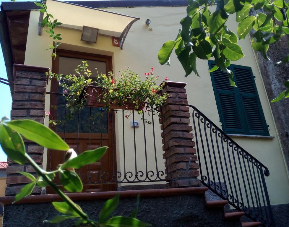 Borgo Foce La Spezia Apartamento La Foce Exterior foto